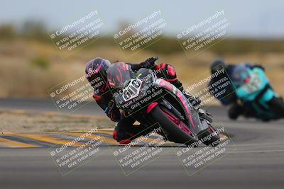 media/Dec-03-2022-CVMA (Sat) [[a3451eb8a4]]/Race 8 500 Supersport-350 Supersport/